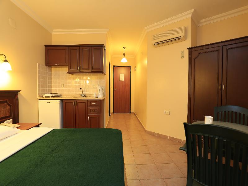 cheap resort hotels to Spend holiday with family