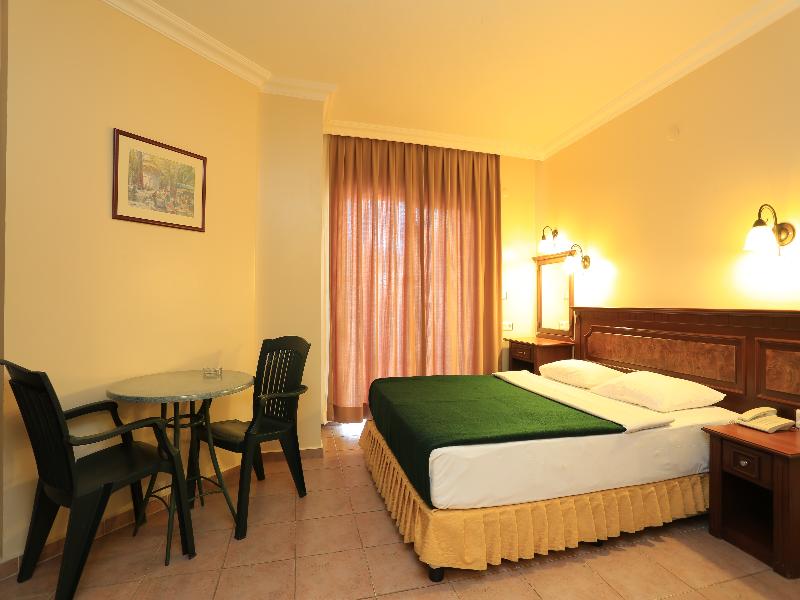 cheap resort hotels to Spend holiday with family