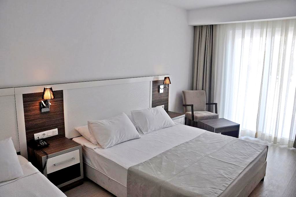 cheap resort hotels to Spend holiday with family