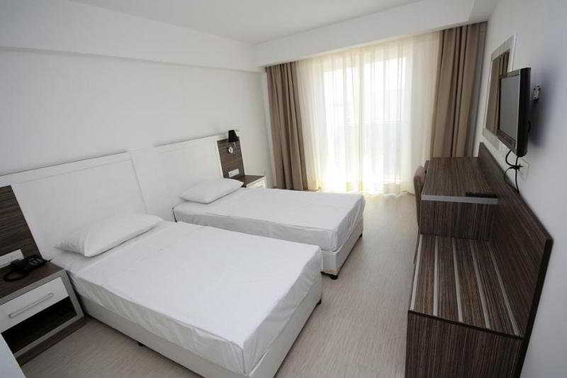 cheap resort hotels to Spend holiday with family