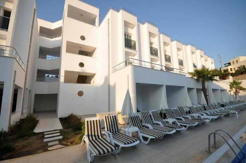 cheap resort hotels to Spend holiday with family