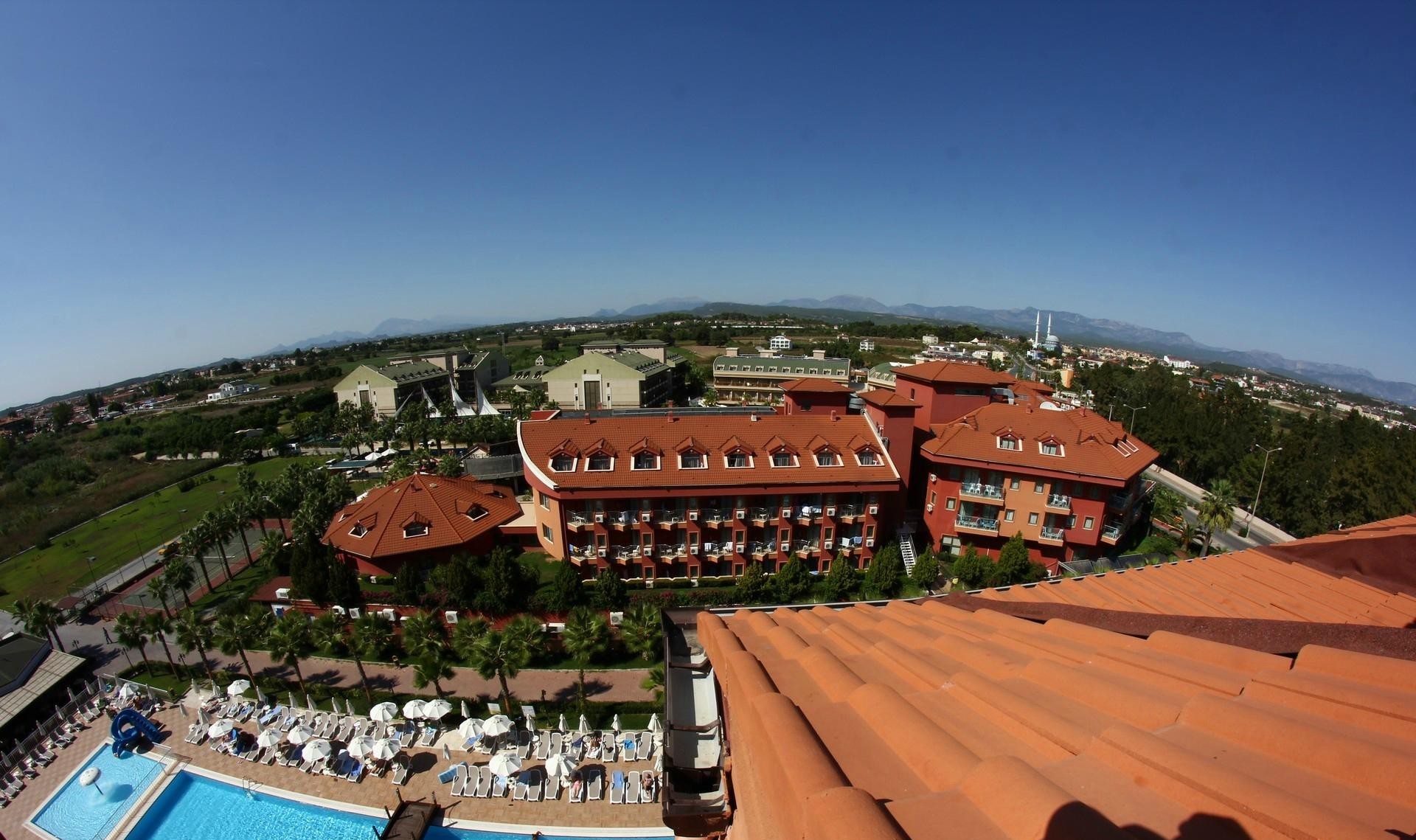 cheap resort hotels to Spend holiday with family