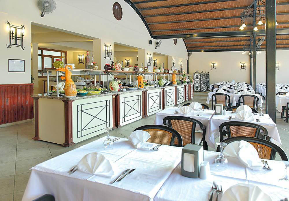 cheap resort hotels to Spend holiday with family