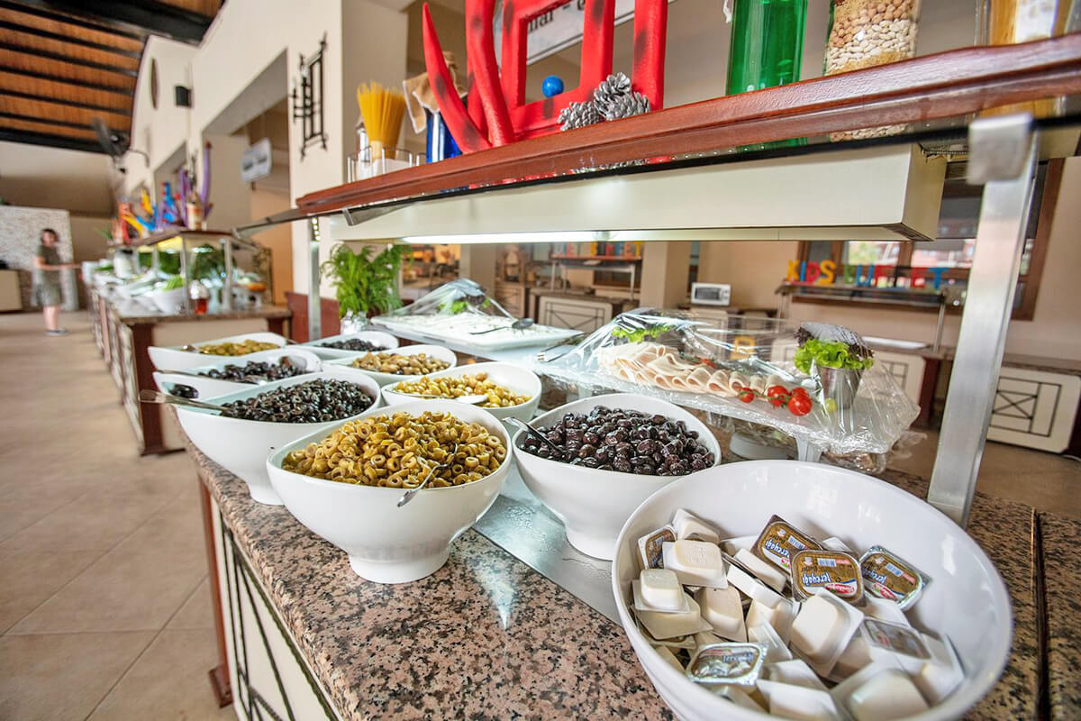 cheap resort hotels to Spend holiday with family