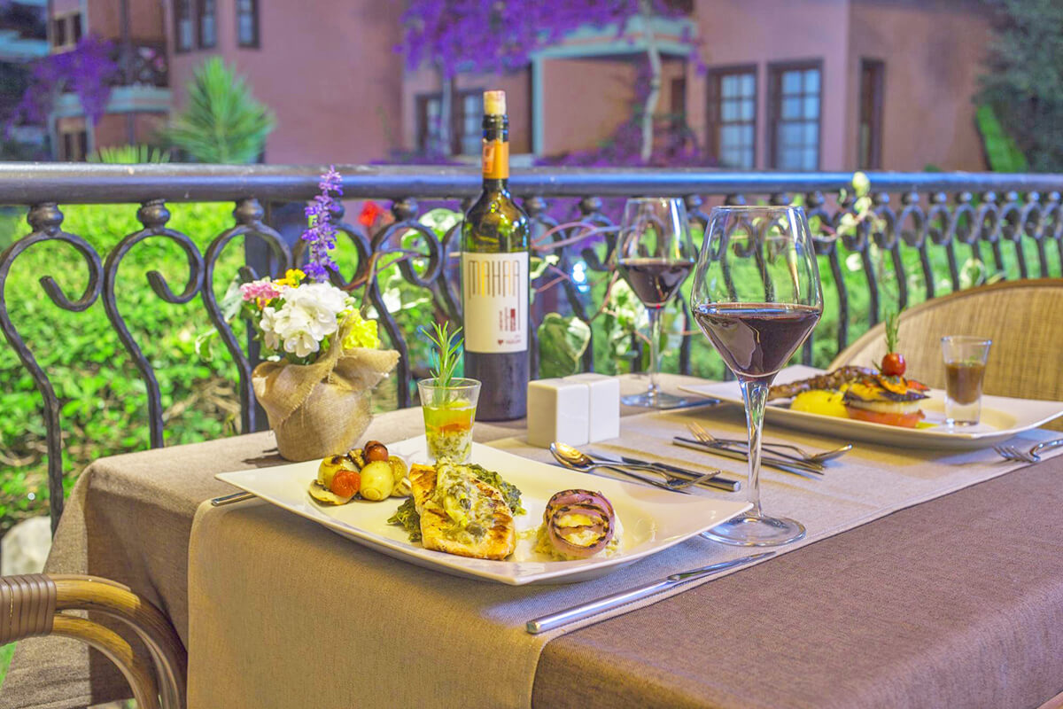 cheap resort hotels to Spend holiday with family