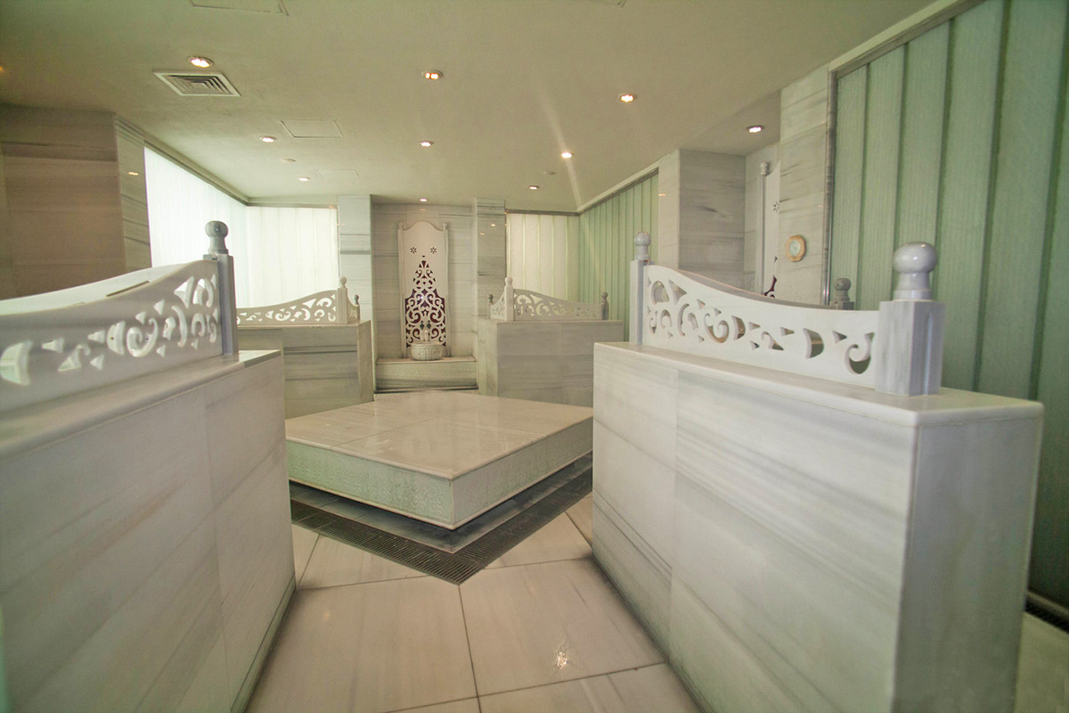 cheap resort hotels to Spend holiday with family