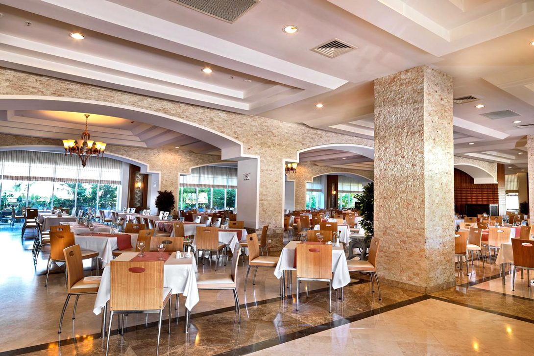 cheap resort hotels to Spend holiday with family