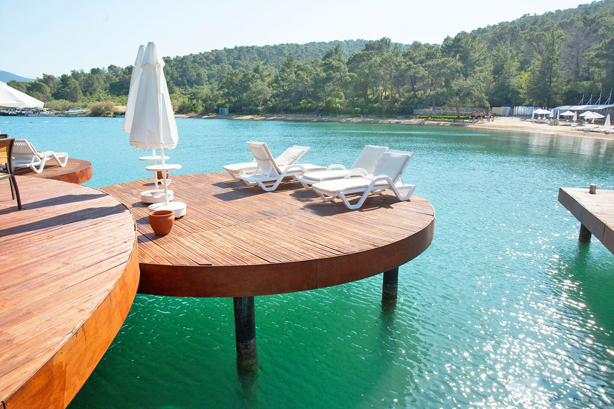 The watersports awaits you...