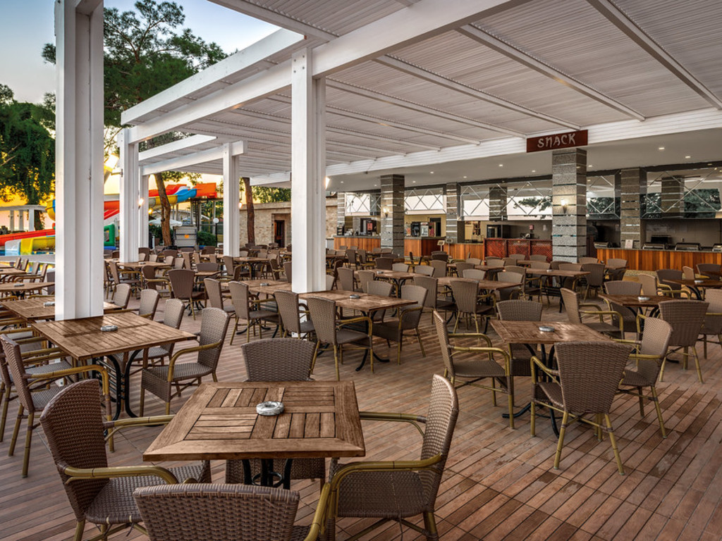 cheap resort hotels to Spend holiday with family