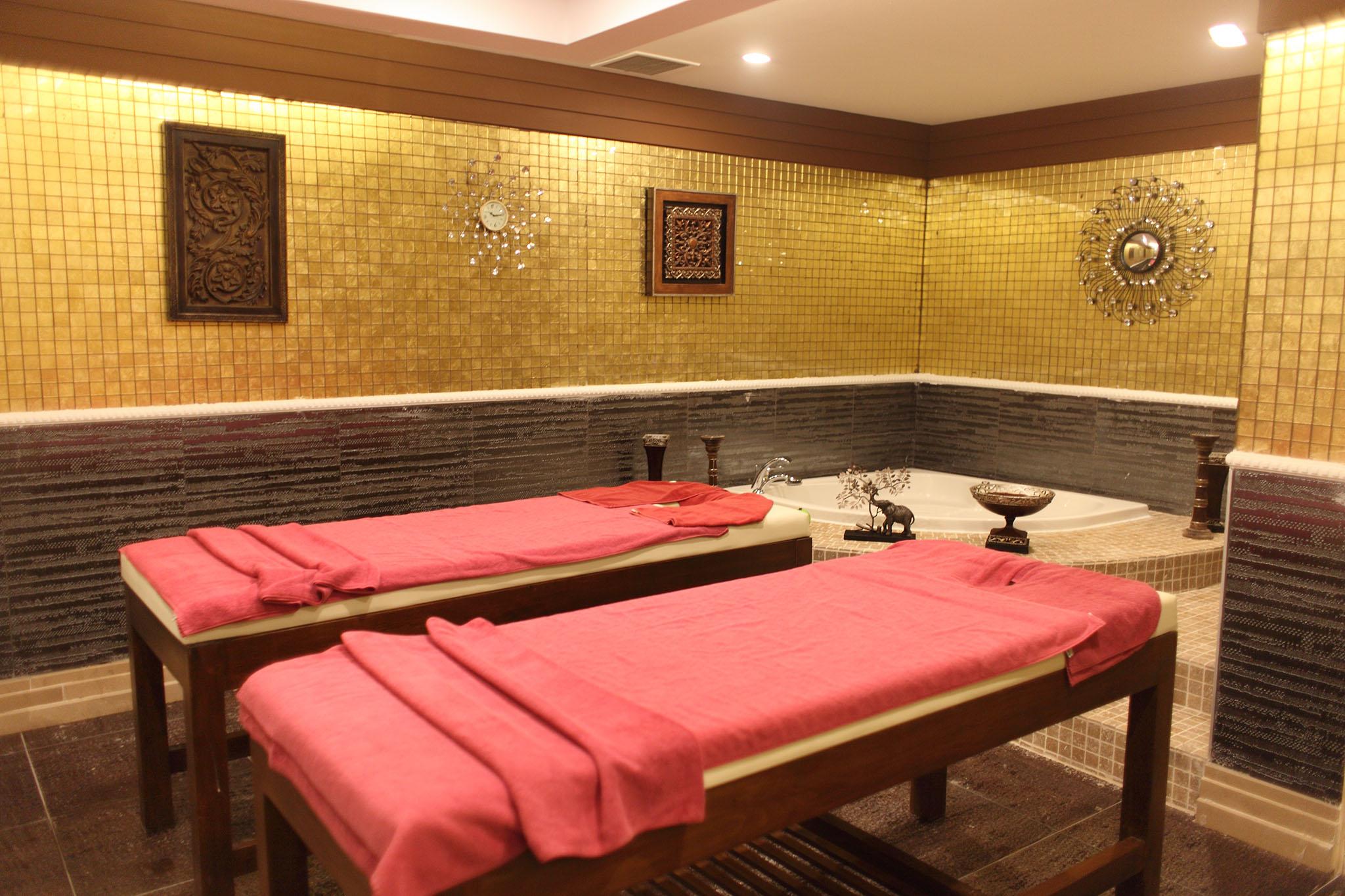 A pompous pamper!