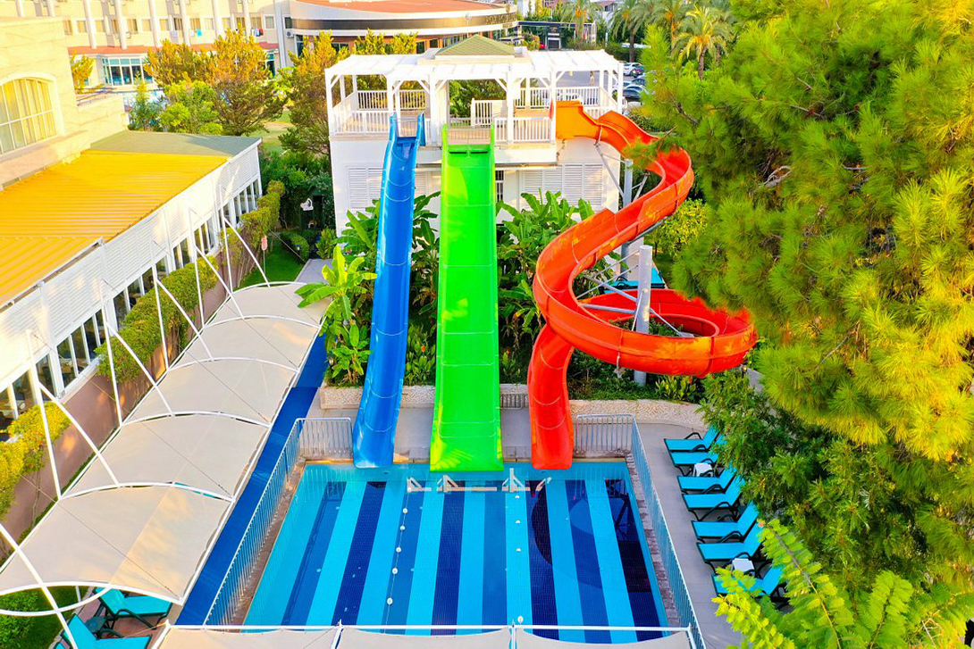 cheap resort hotels to Spend holiday with family