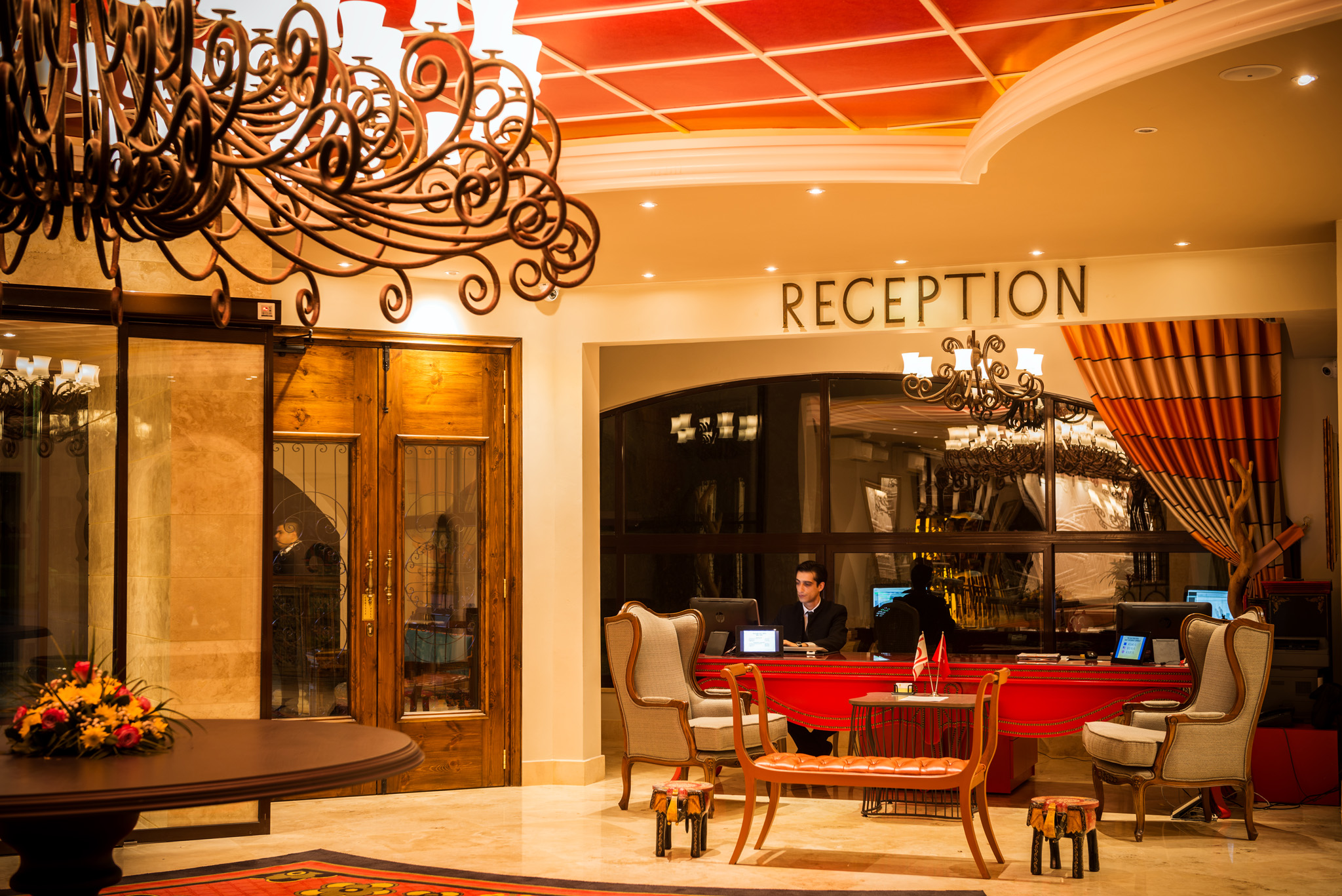 cheap resort hotels to Spend holiday with family