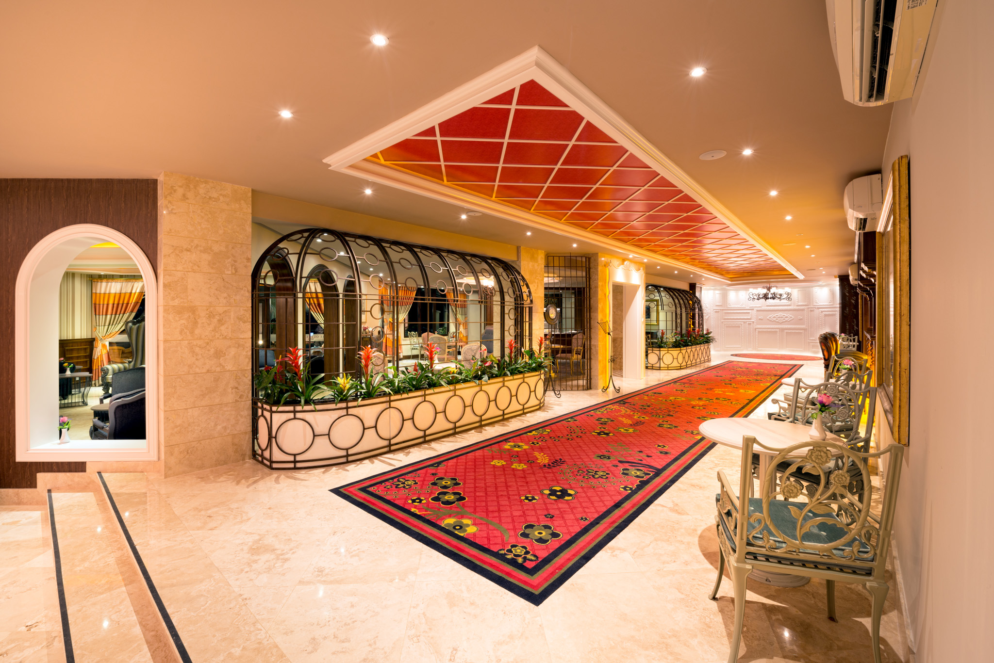 cheap resort hotels to Spend holiday with family