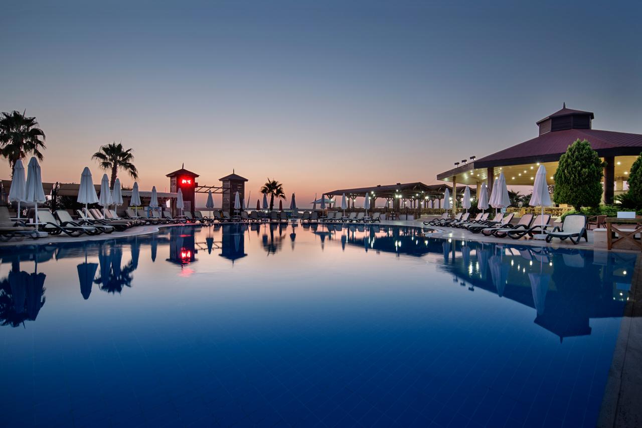 cheap resort hotels to Spend holiday with family