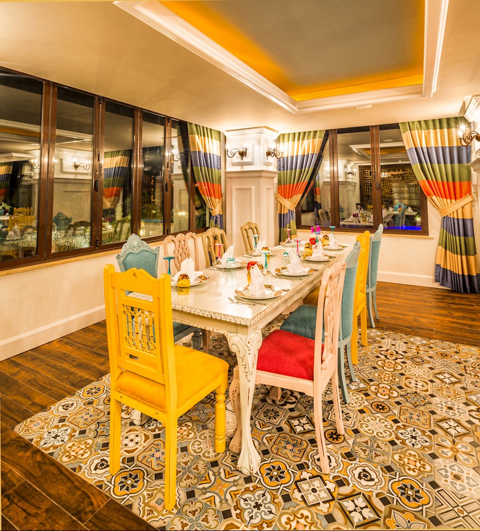 cheap resort hotels to Spend holiday with family