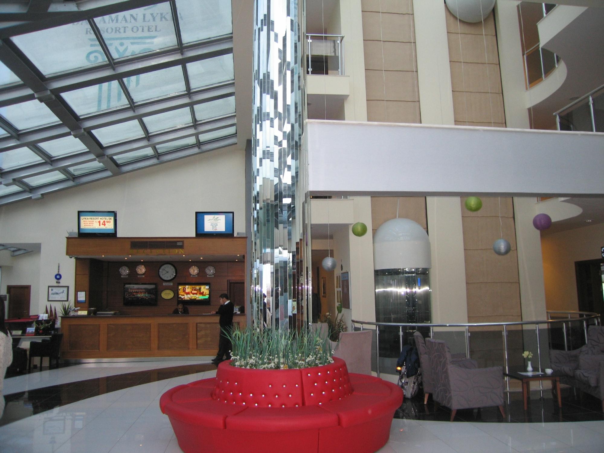 cheap resort hotels to Spend holiday with family