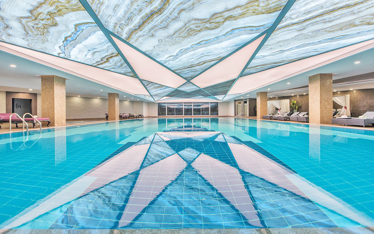 cheap resort hotels to Spend holiday with family