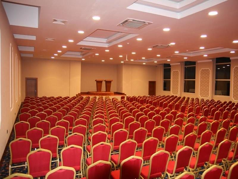 cheap resort hotels to Spend holiday with family