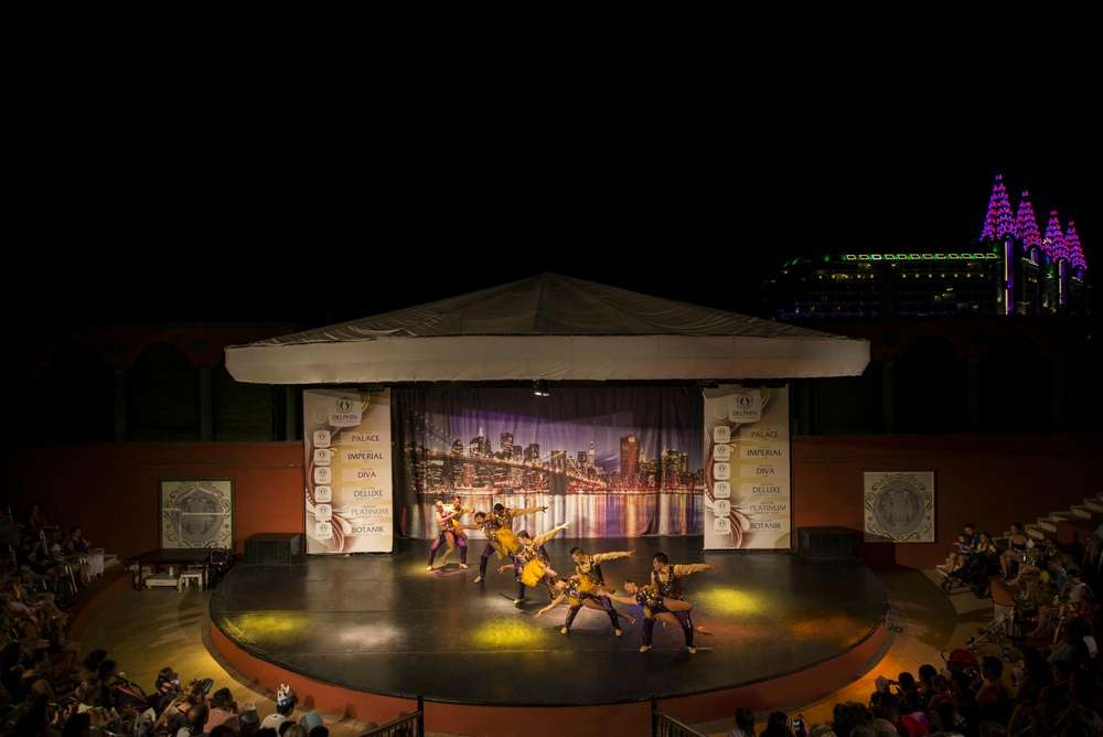 cheap resort hotels to Spend holiday with family