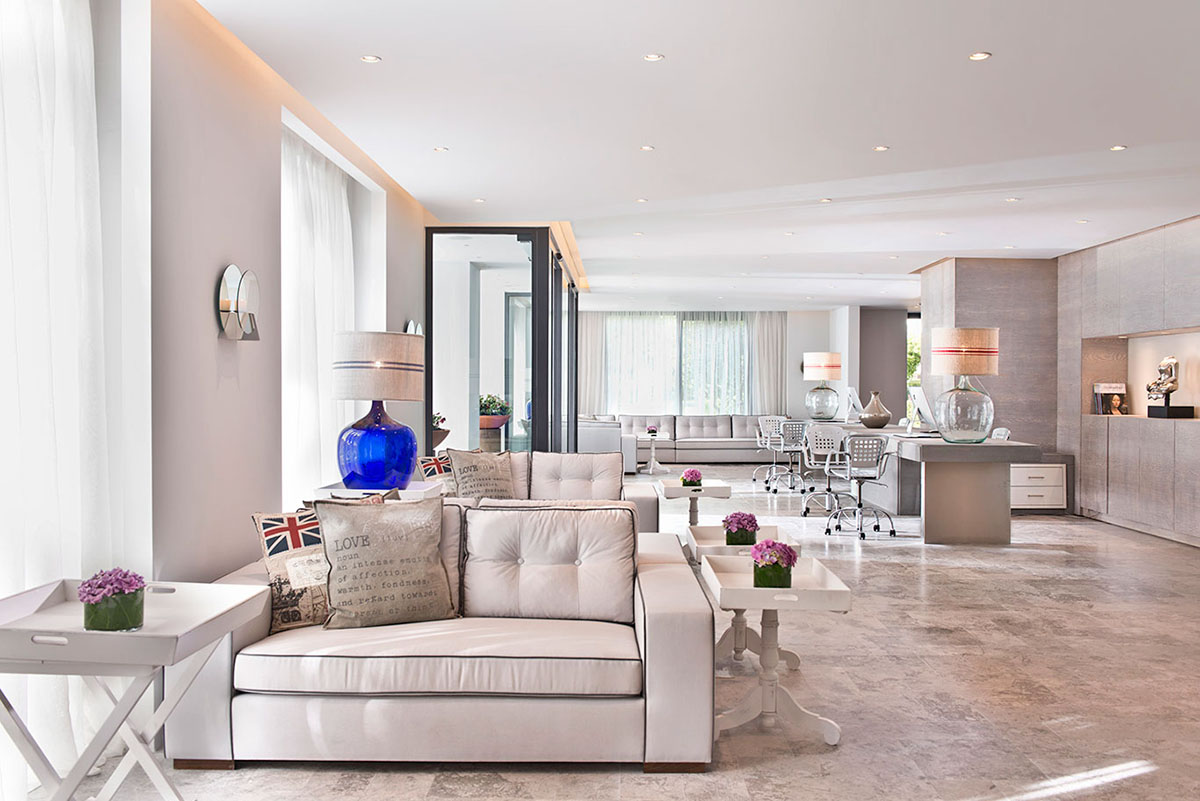 cheap resort hotels to Spend holiday with family