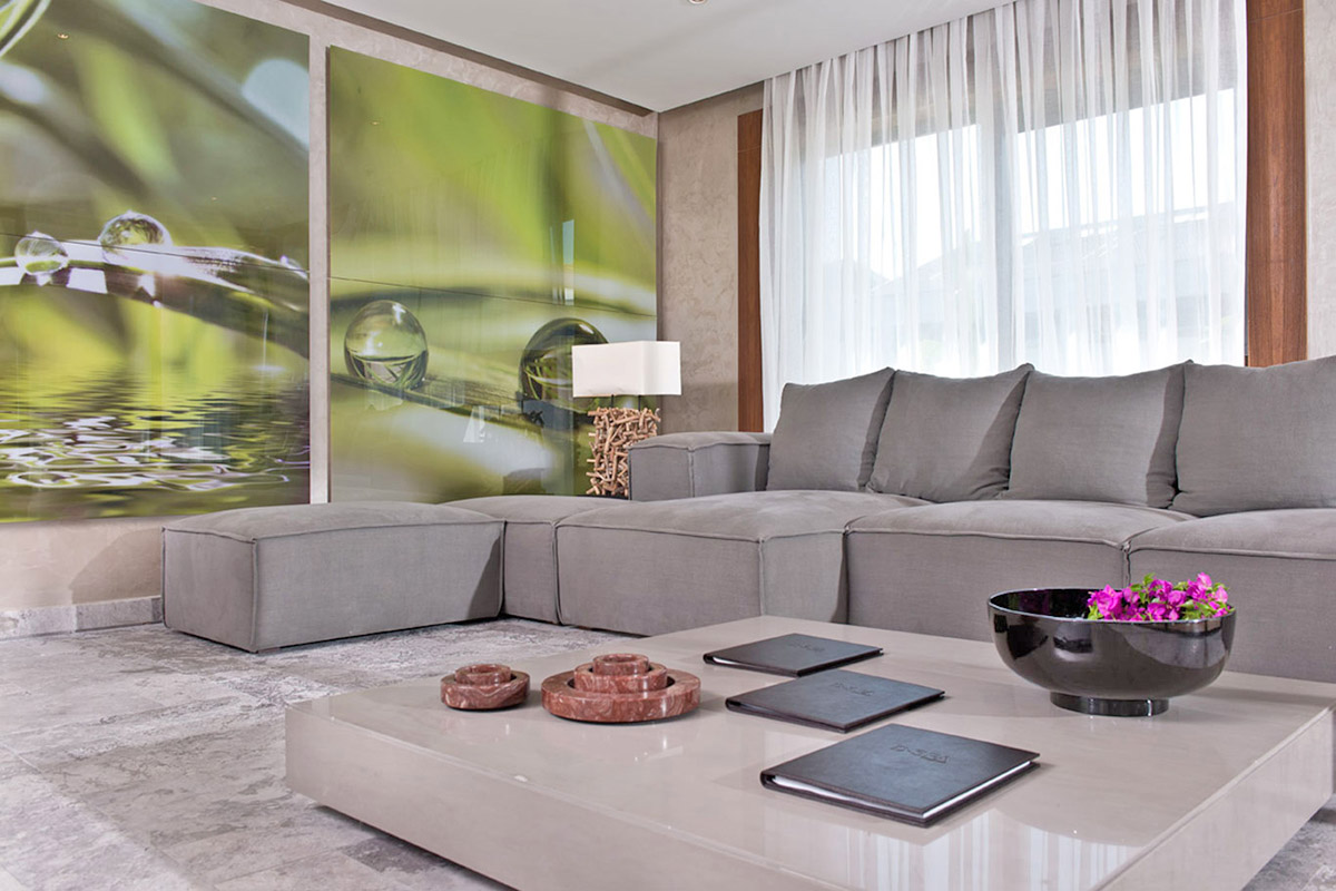 cheap resort hotels to Spend holiday with family