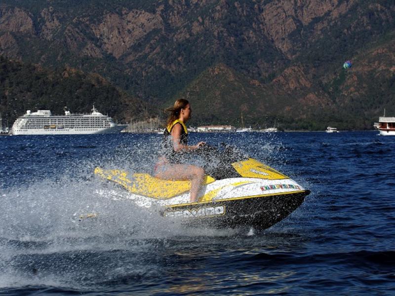 cheap resort hotels to Spend holiday with family