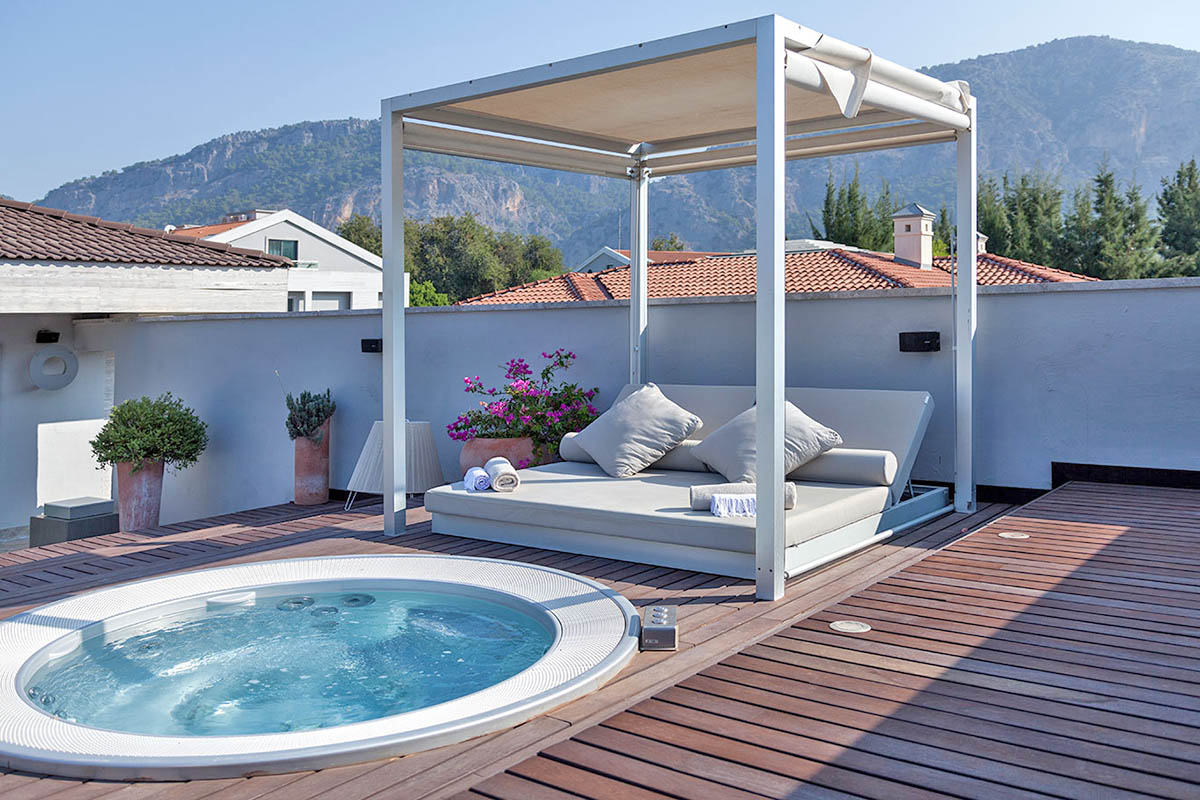 cheap resort hotels to Spend holiday with family