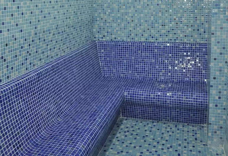 cheap resort hotels to Spend holiday with family