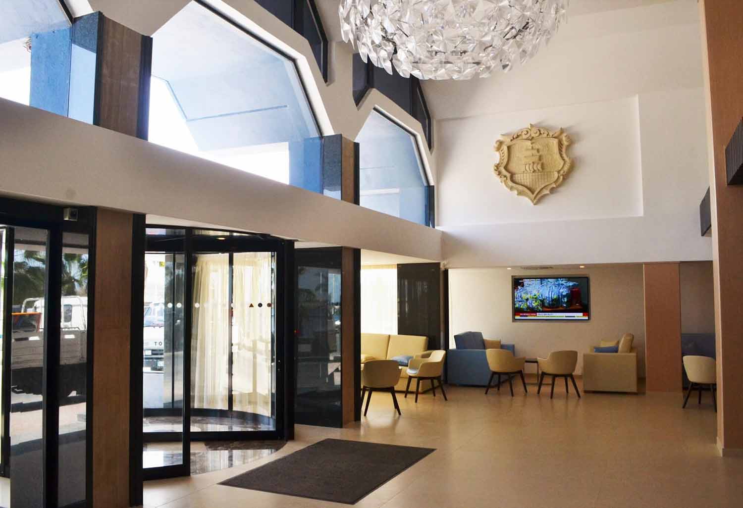 cheap resort hotels to Spend holiday with family