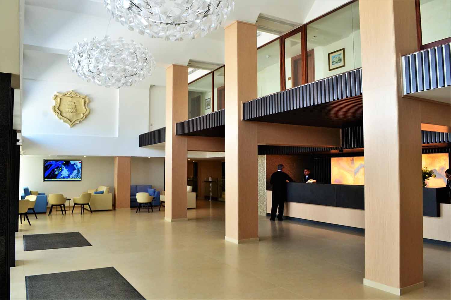 cheap resort hotels to Spend holiday with family