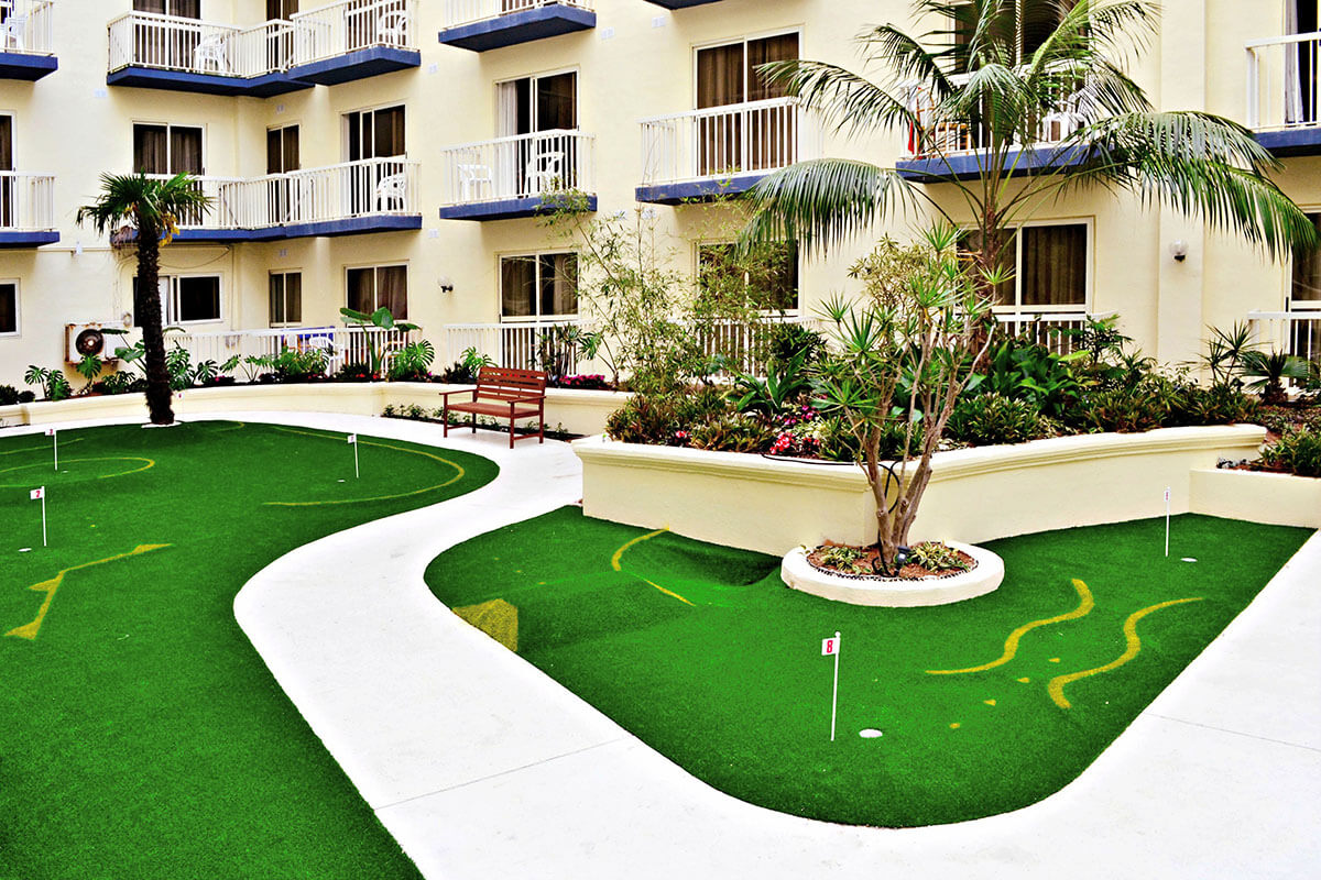 cheap resort hotels to Spend holiday with family