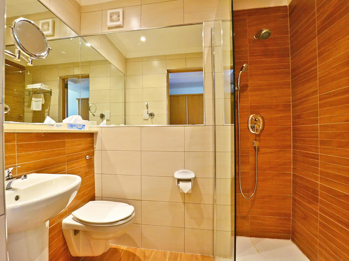 cheap resort hotels to Spend holiday with family