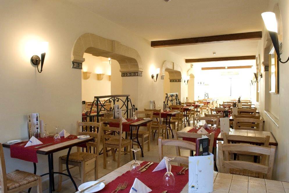 cheap resort hotels to Spend holiday with family