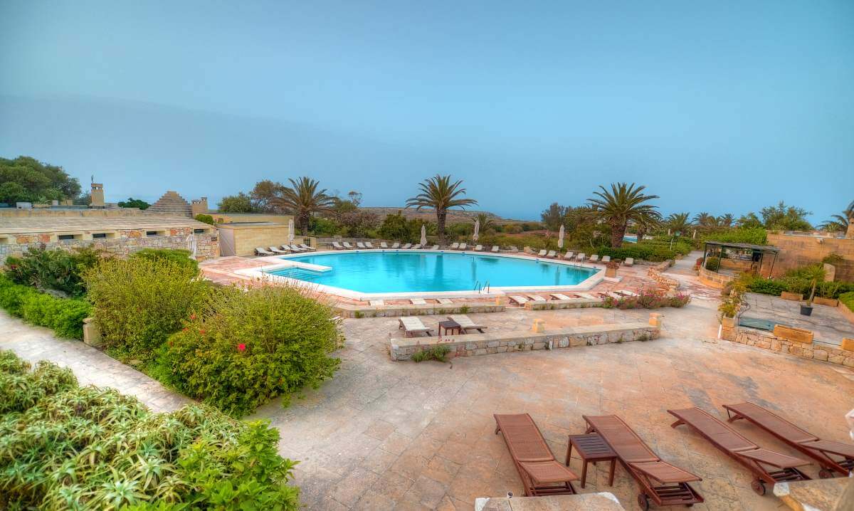 cheap resort hotels to Spend holiday with family