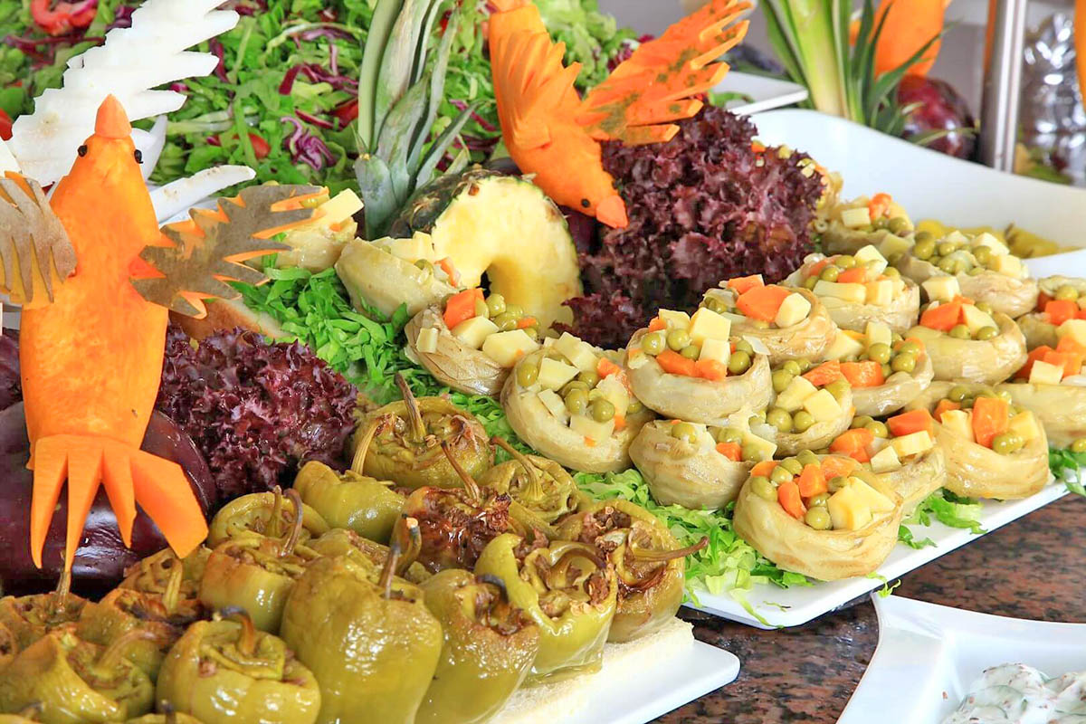 cheap resort hotels to Spend holiday with family