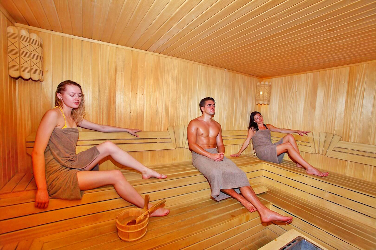 cheap resort hotels to Spend holiday with family