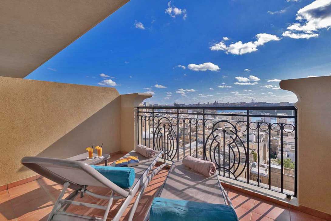 cheap resort hotels to Spend holiday with family