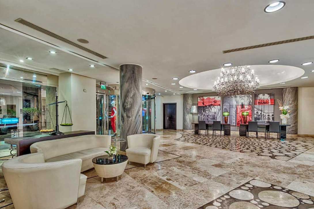 cheap resort hotels to Spend holiday with family