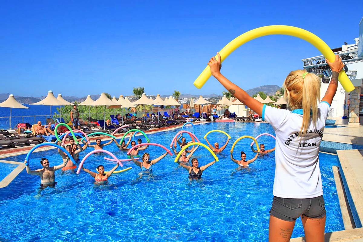 cheap resort hotels to Spend holiday with family