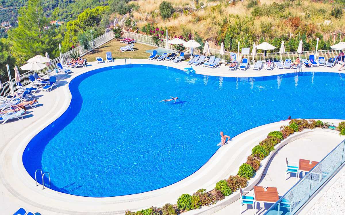 cheap resort hotels to Spend holiday with family