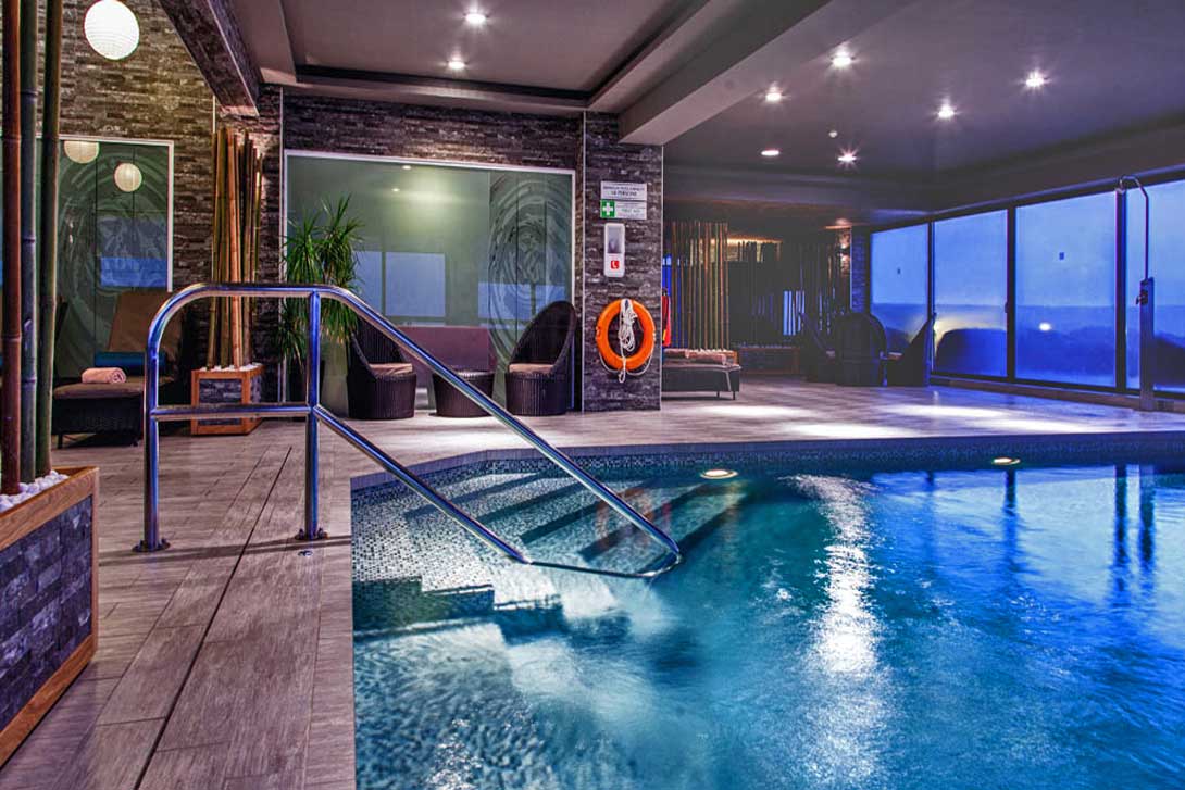 cheap resort hotels to Spend holiday with family