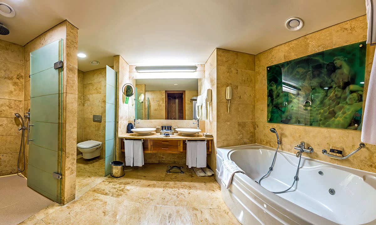 cheap resort hotels to Spend holiday with family