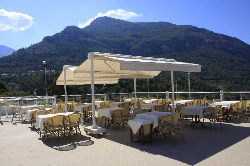 cheap resort hotels to Spend holiday with family