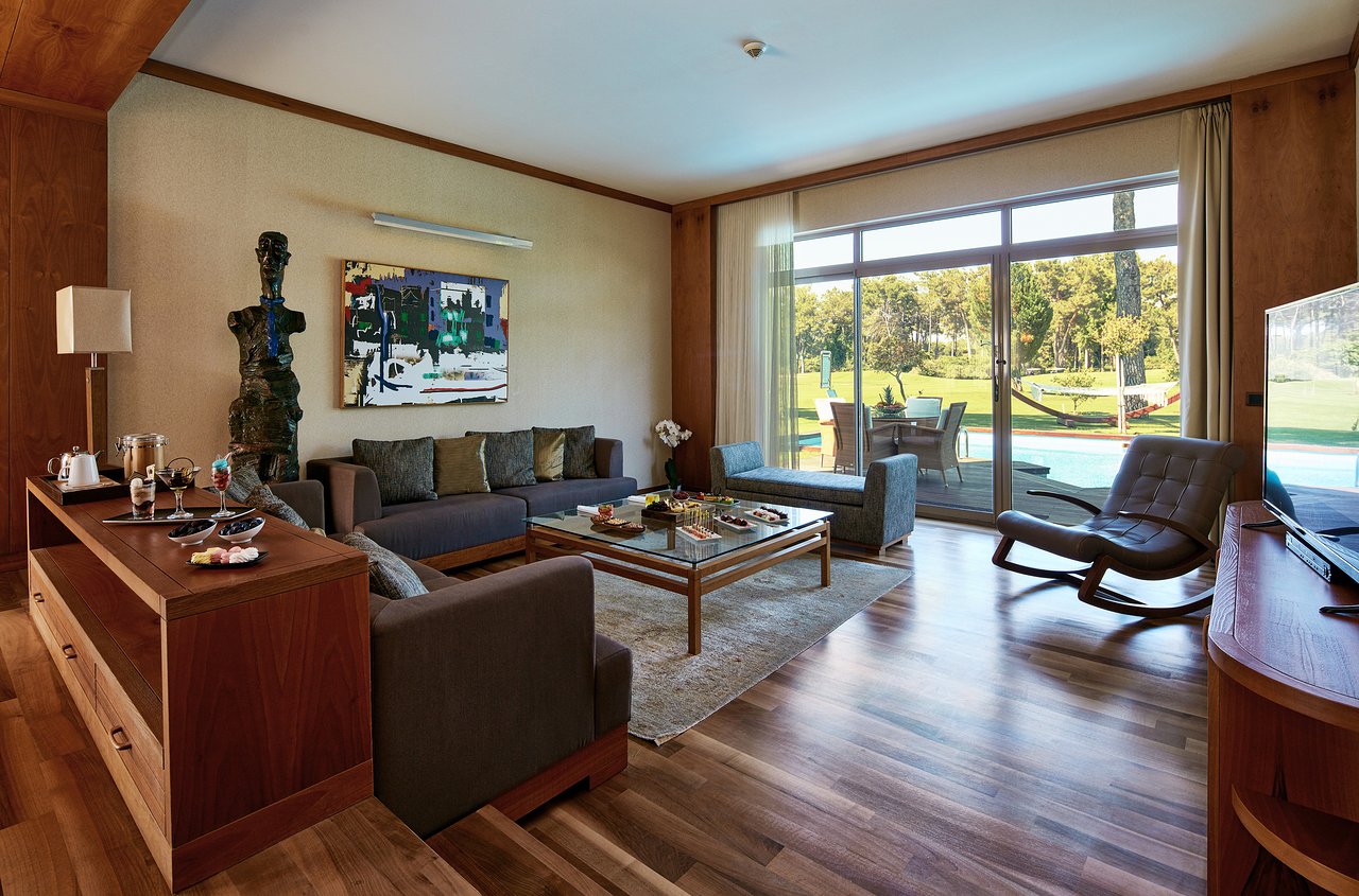 cheap resort hotels to Spend holiday with family