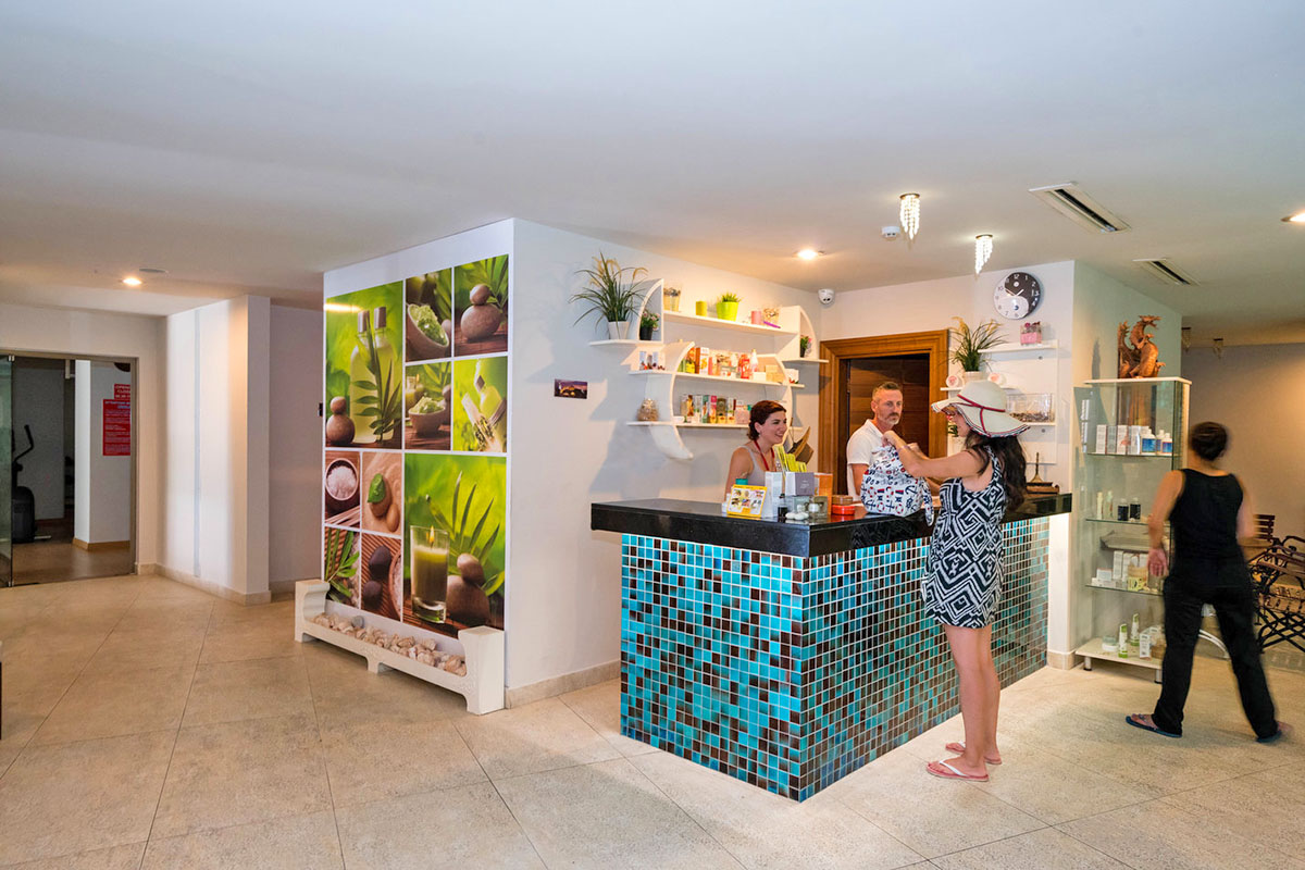 cheap resort hotels to Spend holiday with family