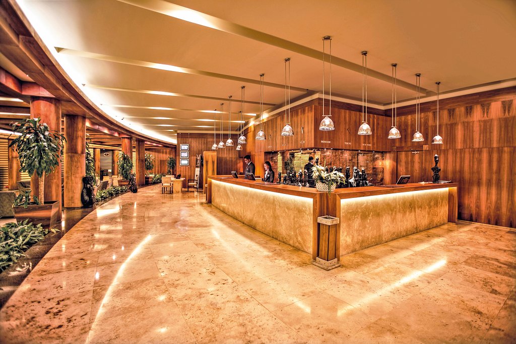 cheap resort hotels to Spend holiday with family