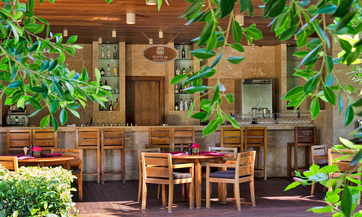 cheap resort hotels to Spend holiday with family