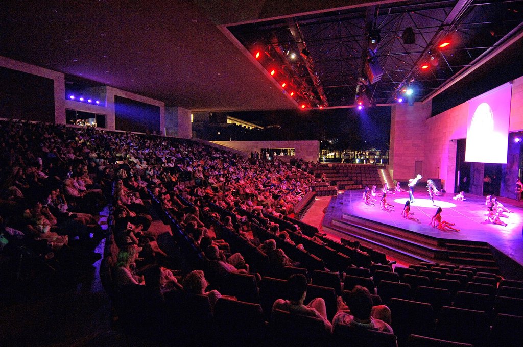 cheap resort hotels to Spend holiday with family