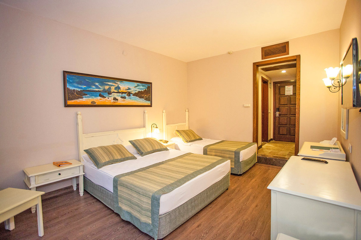 cheap resort hotels to Spend holiday with family