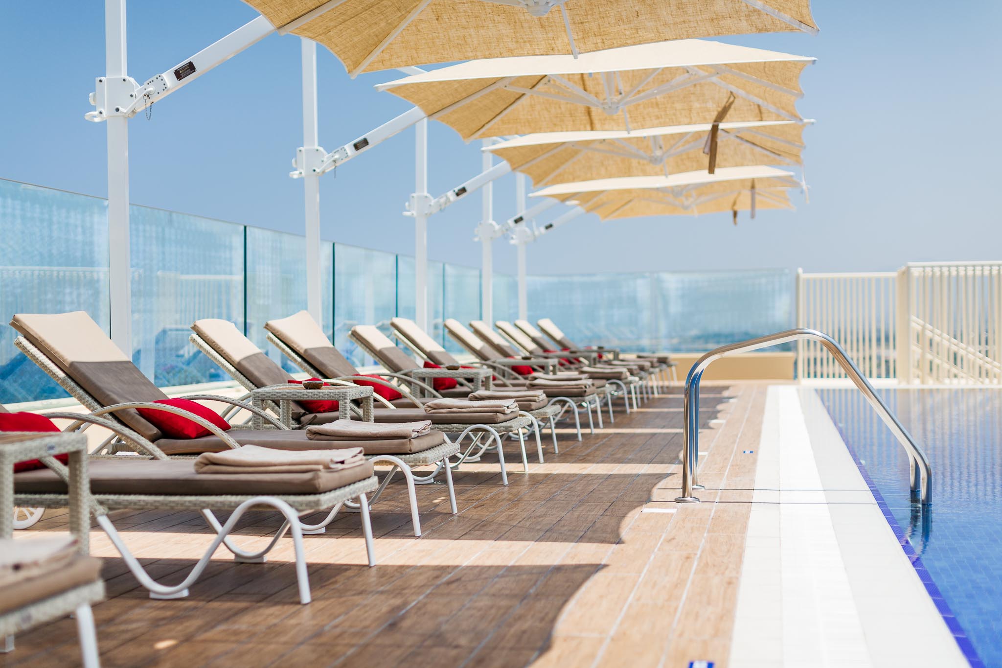 cheap resort hotels to Spend holiday with family